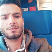 Insegnante italiano matematica fisica ed inglese madrelingua arabo offre lezioni private in Liguria